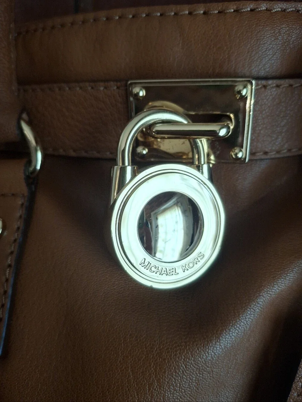 Classic Tan Michael Kors Satchel Handbag with Gold Hardware